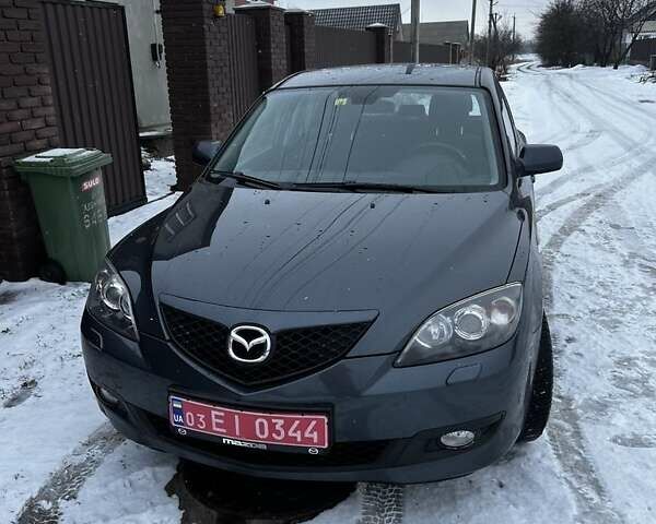 Сірий Мазда 3, об'ємом двигуна 1.6 л та пробігом 180 тис. км за 6500 $, фото 1 на Automoto.ua