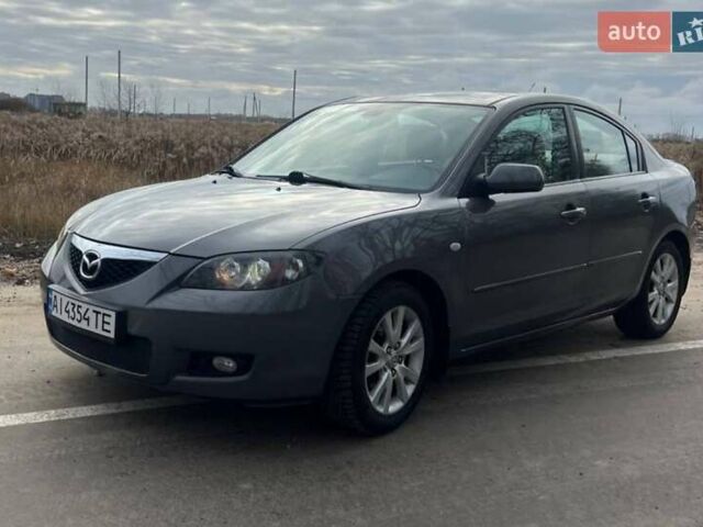 Серый Мазда 3, объемом двигателя 1.6 л и пробегом 178 тыс. км за 6250 $, фото 1 на Automoto.ua
