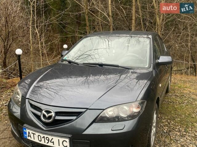 Серый Мазда 3, объемом двигателя 1.6 л и пробегом 141 тыс. км за 6000 $, фото 1 на Automoto.ua