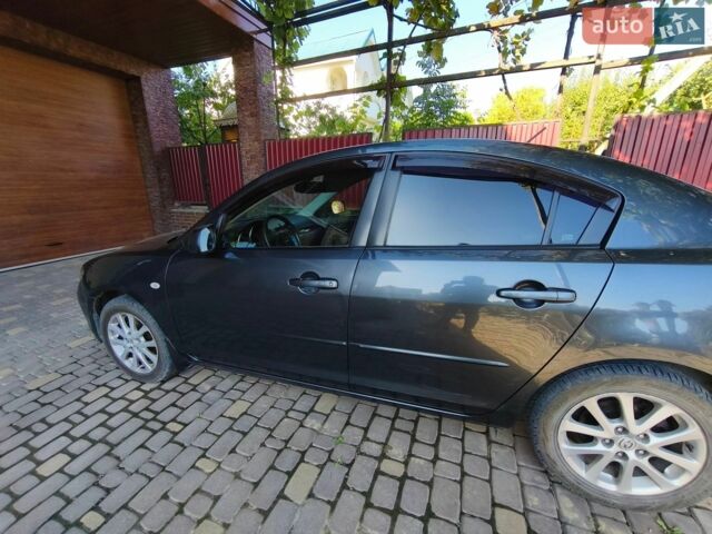 Серый Мазда 3, объемом двигателя 1.6 л и пробегом 163 тыс. км за 4500 $, фото 1 на Automoto.ua