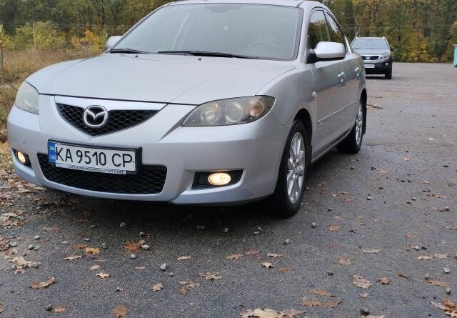 Серый Мазда 3, объемом двигателя 1.6 л и пробегом 230 тыс. км за 4954 $, фото 1 на Automoto.ua