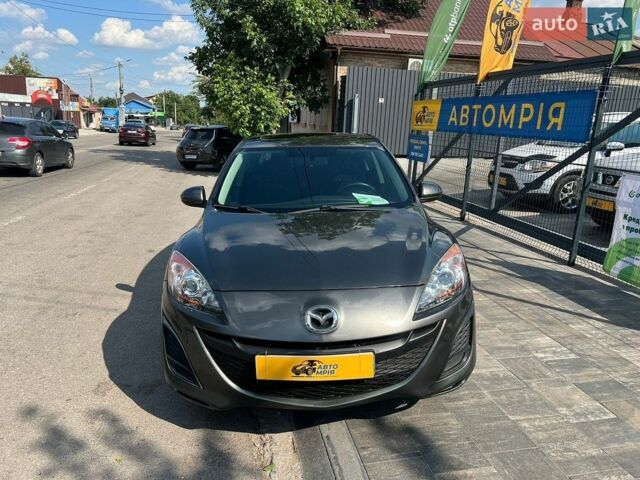 Серый Мазда 3, объемом двигателя 2 л и пробегом 190 тыс. км за 6900 $, фото 1 на Automoto.ua