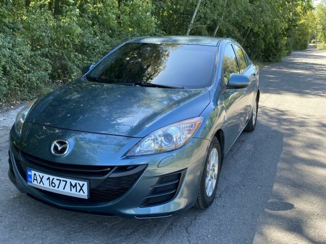 Серый Мазда 3, объемом двигателя 1.6 л и пробегом 172 тыс. км за 6100 $, фото 1 на Automoto.ua