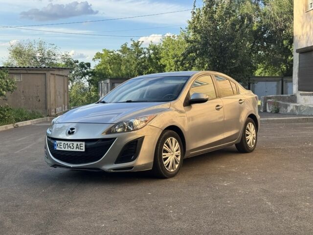 Сірий Мазда 3, об'ємом двигуна 2 л та пробігом 150 тис. км за 7100 $, фото 1 на Automoto.ua