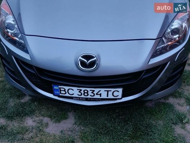 Серый Мазда 3, объемом двигателя 1.6 л и пробегом 192 тыс. км за 6350 $, фото 1 на Automoto.ua