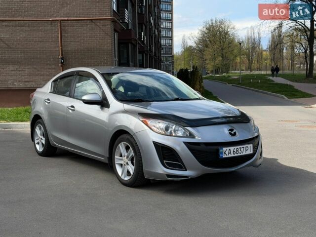 Серый Мазда 3, объемом двигателя 2 л и пробегом 231 тыс. км за 6500 $, фото 1 на Automoto.ua
