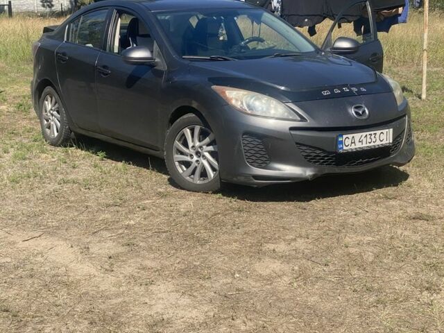 Серый Мазда 3, объемом двигателя 2 л и пробегом 250 тыс. км за 6906 $, фото 1 на Automoto.ua