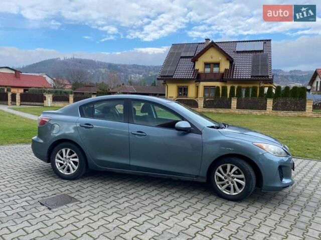 Серый Мазда 3, объемом двигателя 2 л и пробегом 232 тыс. км за 7200 $, фото 1 на Automoto.ua