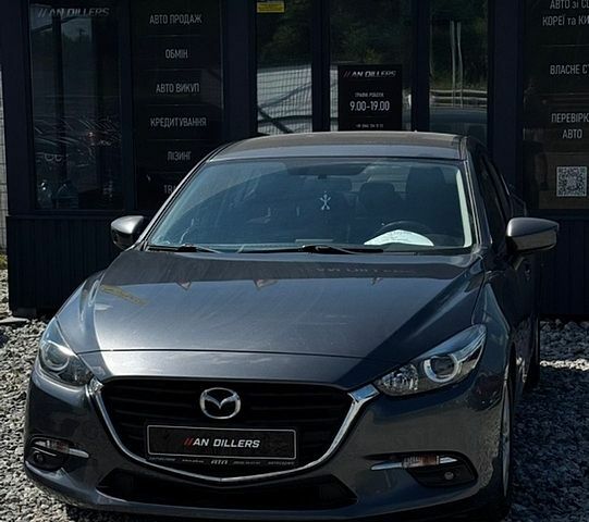 Сірий Мазда 3, об'ємом двигуна 2 л та пробігом 150 тис. км за 9700 $, фото 1 на Automoto.ua