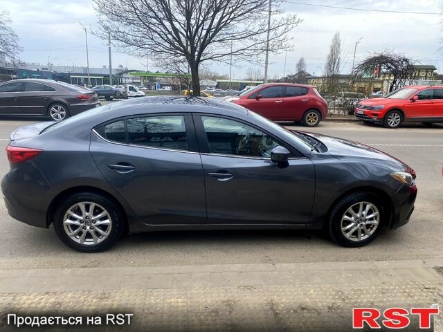 Серый Мазда 3, объемом двигателя 2 л и пробегом 220 тыс. км за 8000 $, фото 1 на Automoto.ua