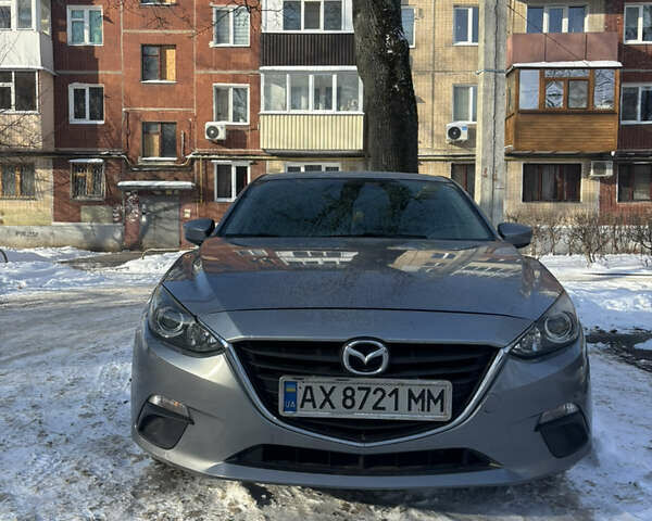 Серый Мазда 3, объемом двигателя 2 л и пробегом 245 тыс. км за 10700 $, фото 1 на Automoto.ua