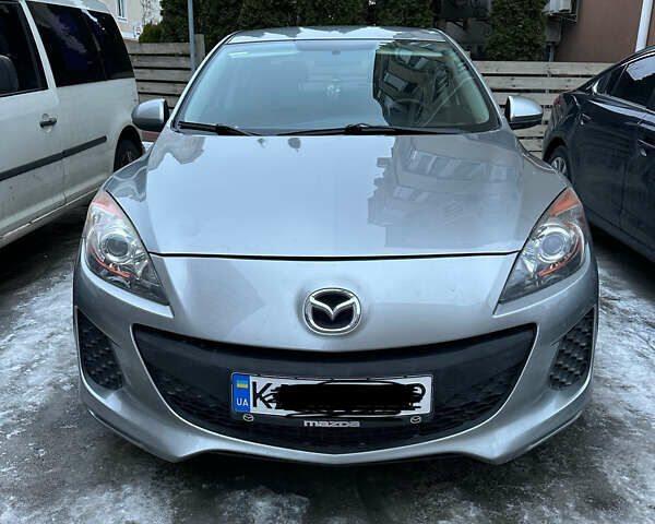 Сірий Мазда 3, об'ємом двигуна 2 л та пробігом 230 тис. км за 6900 $, фото 1 на Automoto.ua