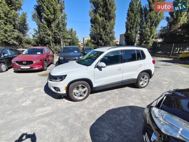 Серый Мазда 3, объемом двигателя 2 л и пробегом 252 тыс. км за 6500 $, фото 1 на Automoto.ua
