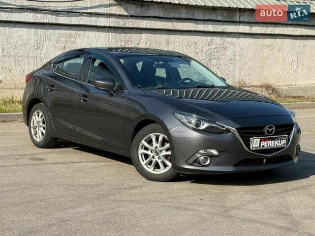 Серый Мазда 3, объемом двигателя 1.5 л и пробегом 164 тыс. км за 10999 $, фото 1 на Automoto.ua