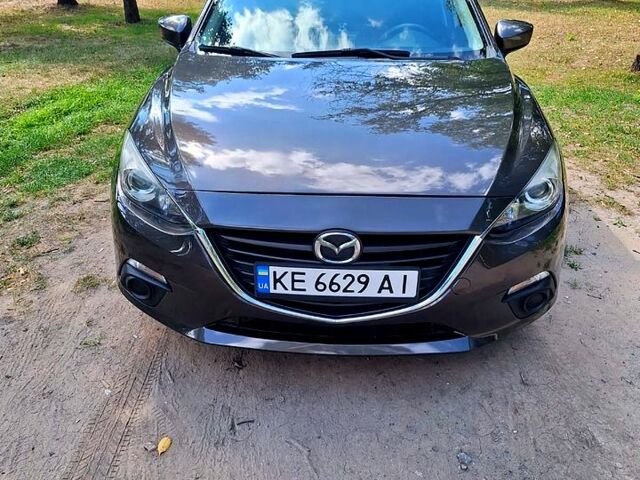 Серый Мазда 3, объемом двигателя 2 л и пробегом 172 тыс. км за 9500 $, фото 1 на Automoto.ua