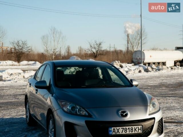 Сірий Мазда 3, об'ємом двигуна 2 л та пробігом 174 тис. км за 6200 $, фото 1 на Automoto.ua