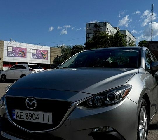 Серый Мазда 3, объемом двигателя 2 л и пробегом 175 тыс. км за 10500 $, фото 1 на Automoto.ua