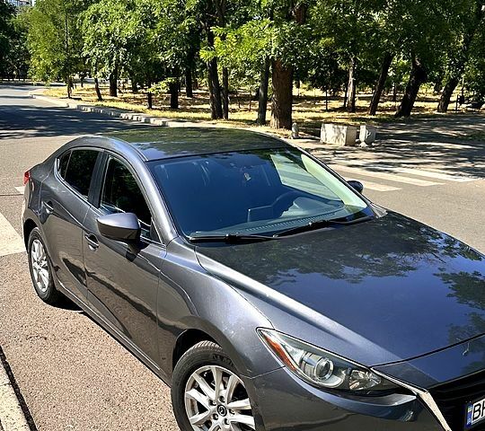 Серый Мазда 3, объемом двигателя 2 л и пробегом 198 тыс. км за 9000 $, фото 1 на Automoto.ua