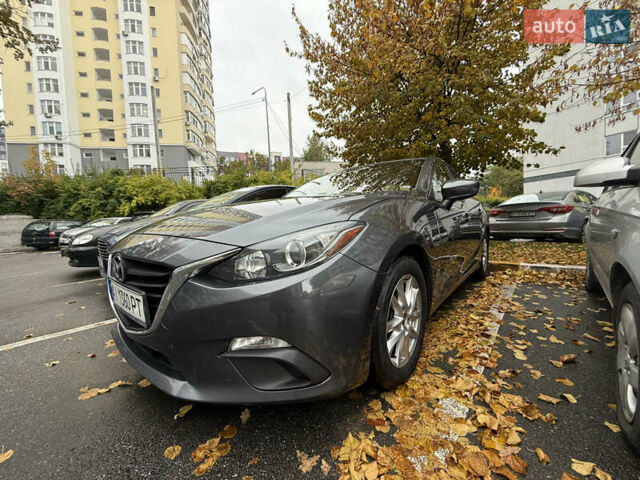 Серый Мазда 3, объемом двигателя 2 л и пробегом 248 тыс. км за 10000 $, фото 1 на Automoto.ua