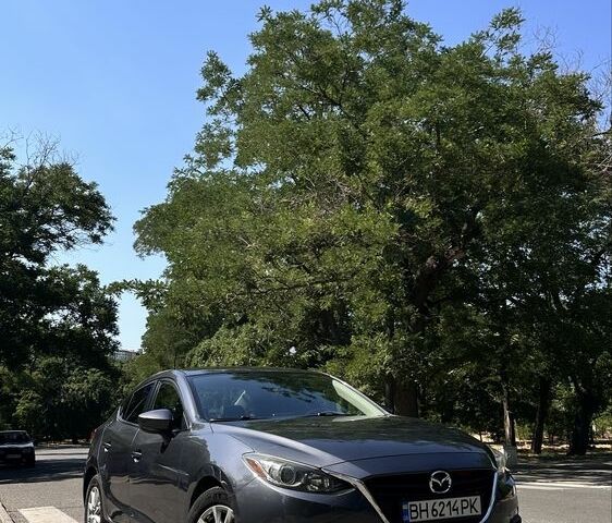 Серый Мазда 3, объемом двигателя 2 л и пробегом 198 тыс. км за 9000 $, фото 1 на Automoto.ua