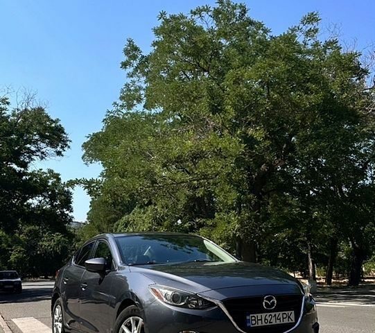 Серый Мазда 3, объемом двигателя 2 л и пробегом 198 тыс. км за 9900 $, фото 1 на Automoto.ua
