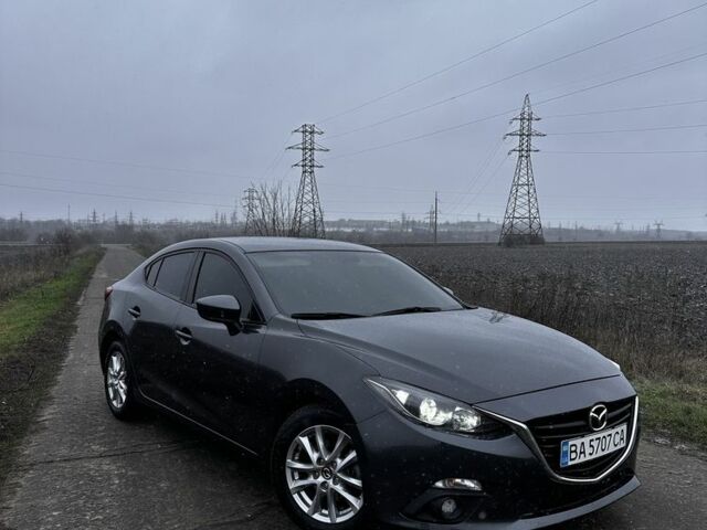 Серый Мазда 3, объемом двигателя 2 л и пробегом 151 тыс. км за 9999 $, фото 1 на Automoto.ua