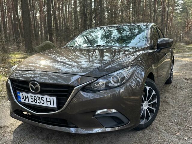 Серый Мазда 3, объемом двигателя 2 л и пробегом 180 тыс. км за 10500 $, фото 1 на Automoto.ua