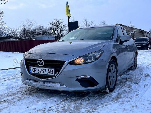 Серый Мазда 3, объемом двигателя 2 л и пробегом 18500 тыс. км за 11000 $, фото 1 на Automoto.ua