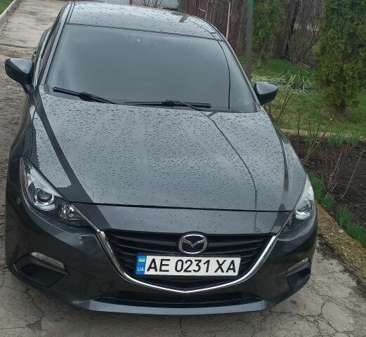 Серый Мазда 3, объемом двигателя 2 л и пробегом 139 тыс. км за 11000 $, фото 1 на Automoto.ua