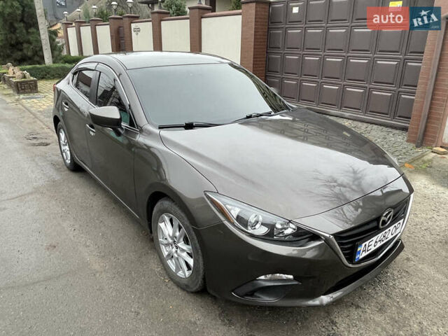 Серый Мазда 3, объемом двигателя 2 л и пробегом 134 тыс. км за 10700 $, фото 1 на Automoto.ua