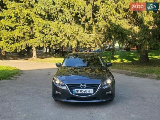 Серый Мазда 3, объемом двигателя 2 л и пробегом 187 тыс. км за 9500 $, фото 1 на Automoto.ua