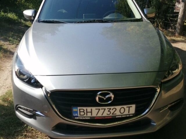 Серый Мазда 3, объемом двигателя 2 л и пробегом 46 тыс. км за 13000 $, фото 1 на Automoto.ua
