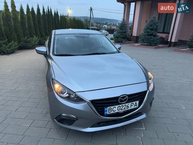 Серый Мазда 3, объемом двигателя 2 л и пробегом 146 тыс. км за 10600 $, фото 1 на Automoto.ua