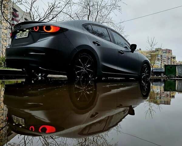 Серый Мазда 3, объемом двигателя 2.5 л и пробегом 128 тыс. км за 12500 $, фото 1 на Automoto.ua