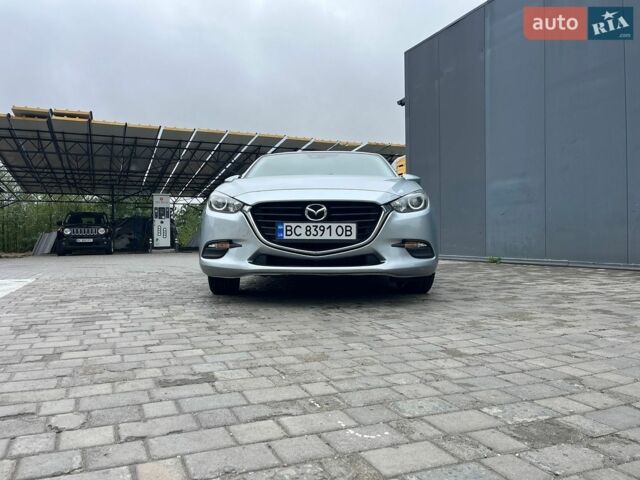 Сірий Мазда 3, об'ємом двигуна 2.49 л та пробігом 191 тис. км за 11000 $, фото 1 на Automoto.ua