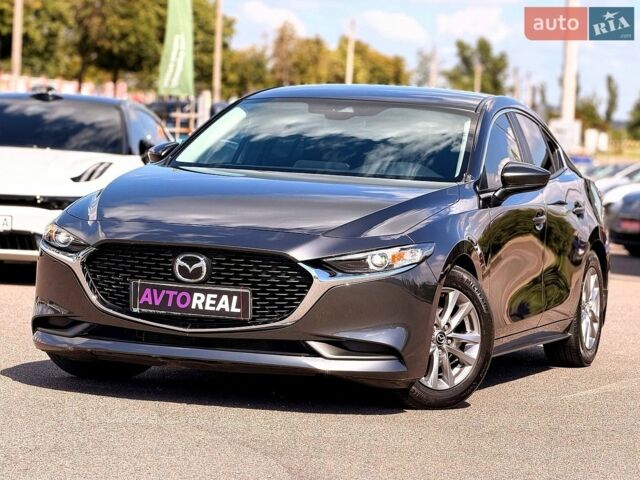 Серый Мазда 3, объемом двигателя 2.49 л и пробегом 47 тыс. км за 16500 $, фото 1 на Automoto.ua