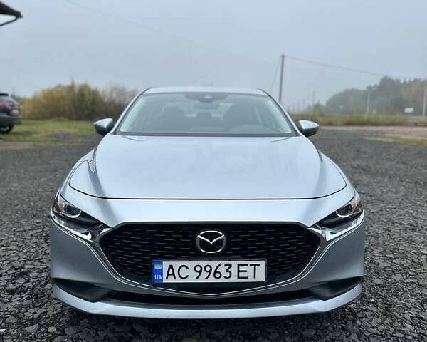 Сірий Мазда 3, об'ємом двигуна 2 л та пробігом 26 тис. км за 17500 $, фото 1 на Automoto.ua