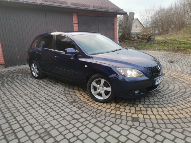 Синий Мазда 3, объемом двигателя 1.6 л и пробегом 295 тыс. км за 3200 $, фото 1 на Automoto.ua