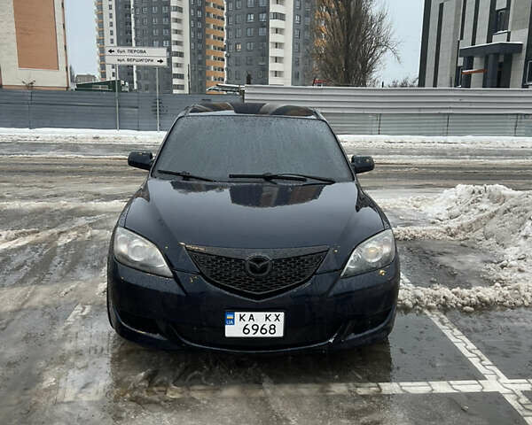 Синий Мазда 3, объемом двигателя 1.35 л и пробегом 264 тыс. км за 3250 $, фото 1 на Automoto.ua