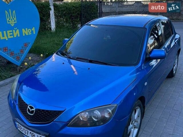 Синий Мазда 3, объемом двигателя 1.6 л и пробегом 302 тыс. км за 2300 $, фото 1 на Automoto.ua