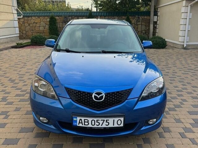 Синий Мазда 3, объемом двигателя 1.6 л и пробегом 268 тыс. км за 4550 $, фото 1 на Automoto.ua