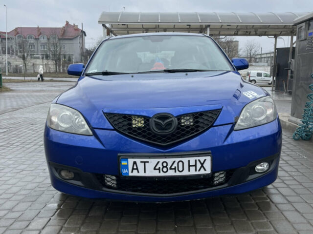Синий Мазда 3, объемом двигателя 1.6 л и пробегом 216 тыс. км за 3999 $, фото 1 на Automoto.ua