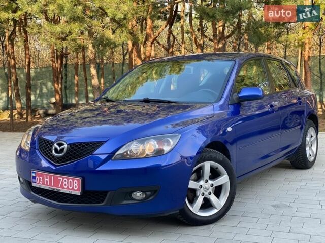 Синий Мазда 3, объемом двигателя 1.6 л и пробегом 210 тыс. км за 5300 $, фото 1 на Automoto.ua