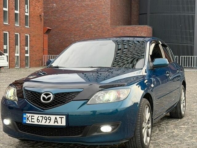 Синий Мазда 3, объемом двигателя 1.6 л и пробегом 228 тыс. км за 5700 $, фото 1 на Automoto.ua