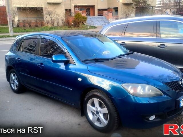 Синий Мазда 3, объемом двигателя 1.6 л и пробегом 210 тыс. км за 5300 $, фото 1 на Automoto.ua