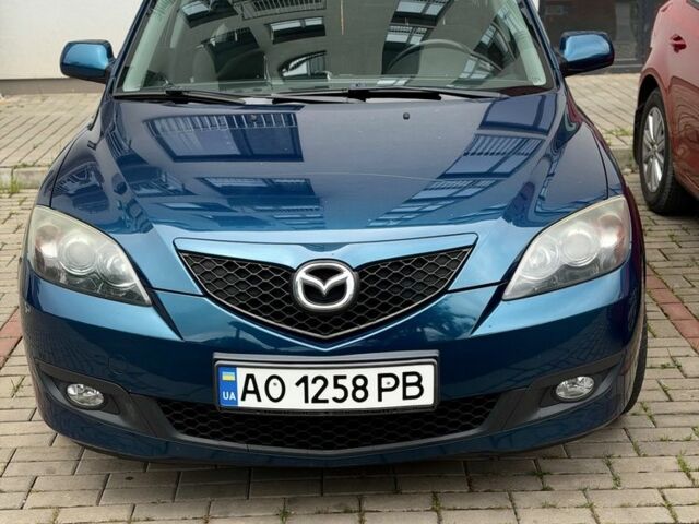 Синий Мазда 3, объемом двигателя 1.6 л и пробегом 118 тыс. км за 5500 $, фото 1 на Automoto.ua