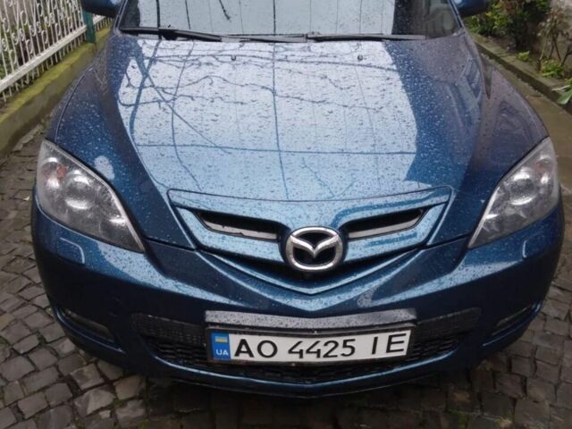 Синий Мазда 3, объемом двигателя 1.6 л и пробегом 107 тыс. км за 4500 $, фото 1 на Automoto.ua