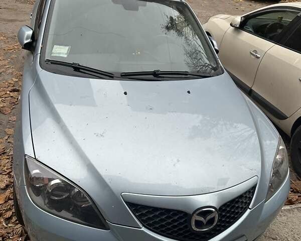 Синий Мазда 3, объемом двигателя 1.6 л и пробегом 120 тыс. км за 6000 $, фото 1 на Automoto.ua