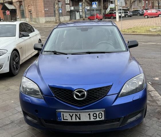 Синій Мазда 3, об'ємом двигуна 1.6 л та пробігом 416 тис. км за 3300 $, фото 1 на Automoto.ua