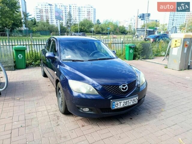 Синий Мазда 3, объемом двигателя 1.6 л и пробегом 240 тыс. км за 5300 $, фото 1 на Automoto.ua